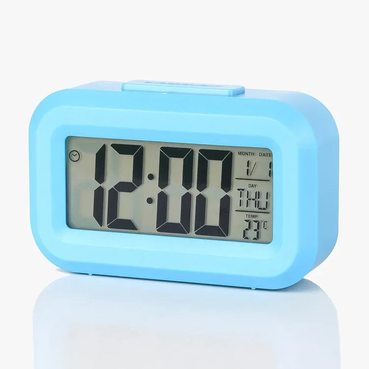 SmartCube: All-In-One Digital Desktop Clock
